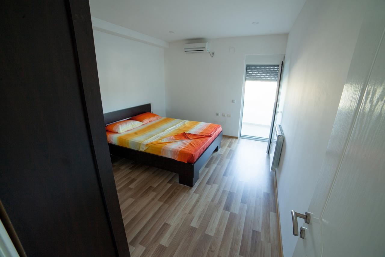 Apartments Rex Ulcinj Luaran gambar